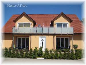 Ferienhaus Ferienwohnung Riwa Usedom - Mitten auf der Insel Usedom in traumhafter Umgebung im Seebad Kölpinsee / Loddin liegt unser komfortables Ferienhaus Riwa mit 4 wunderschönen Ferienwohnungen.